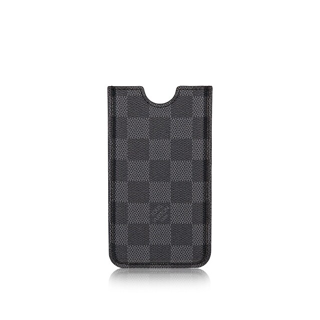 louis-vuitton-hardcase-iphone-6-damier-graphite-canvas-small-leather-goods--N61205_PM2_Front%20view.jpg